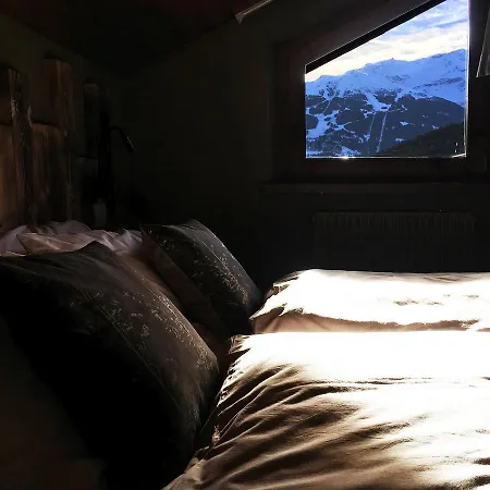 Apartahotel Mountain Escape - Adults Only